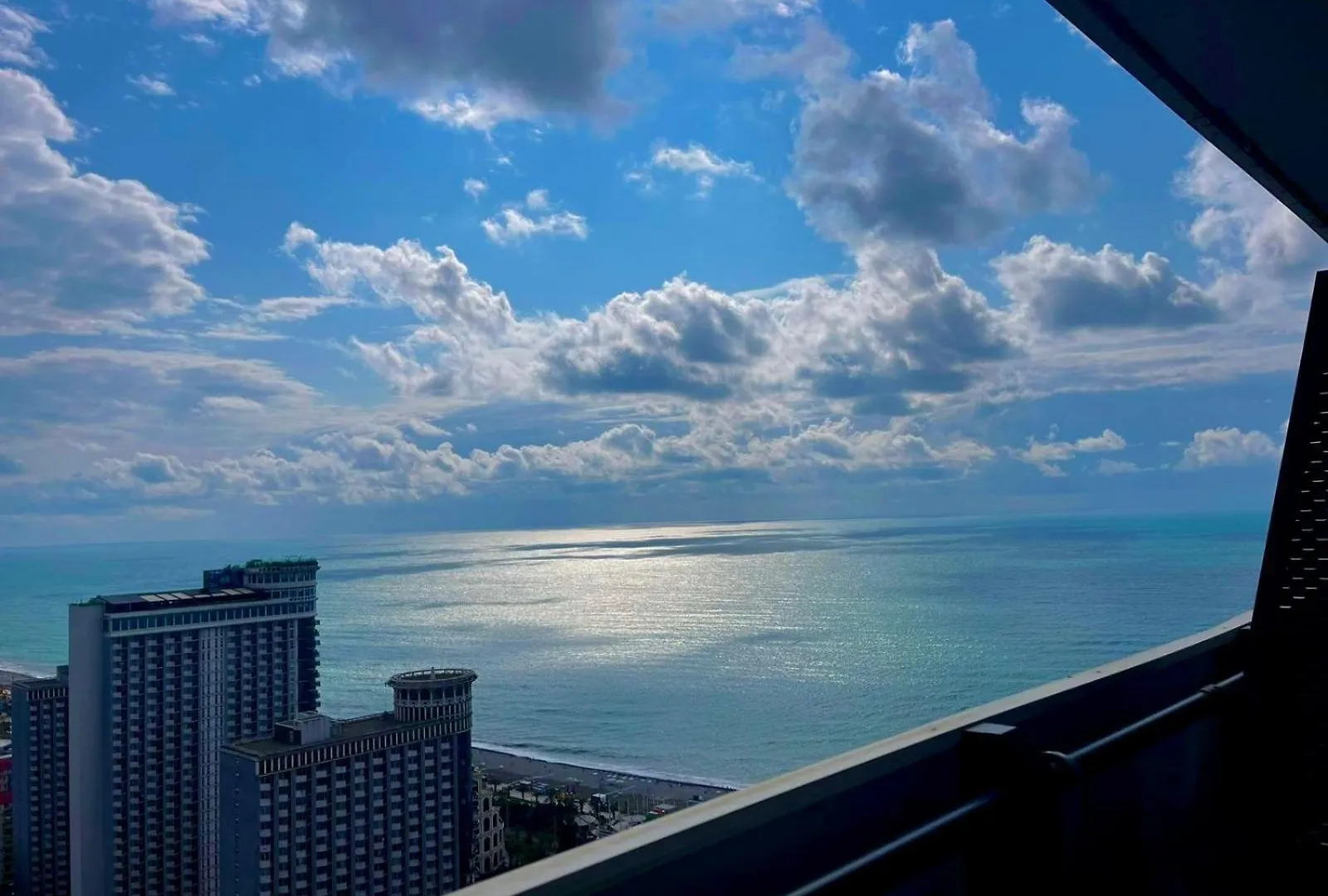 Vip Aparthotel Orbi City Sea View Батуми